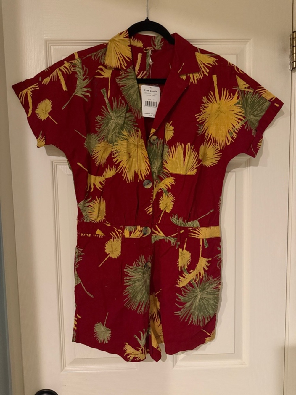 Free People Red Floral Print Short Sleeve Romper vacation tropical boho Hawaii